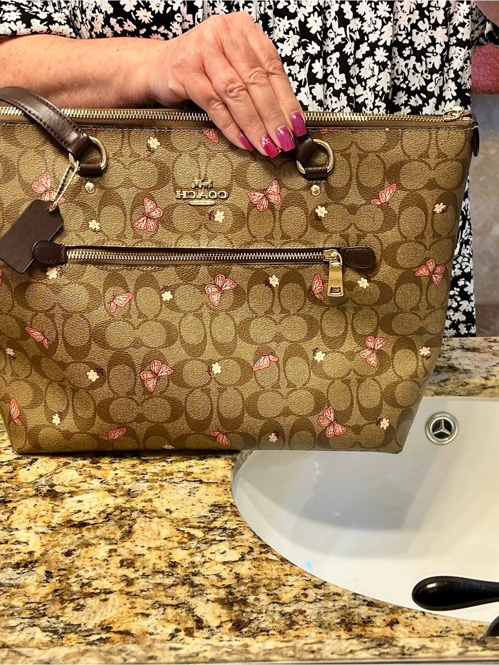 Coach Signature Print Tote with Butterfly Accents AND Coordinating Wallet! - Picture 15 of 16